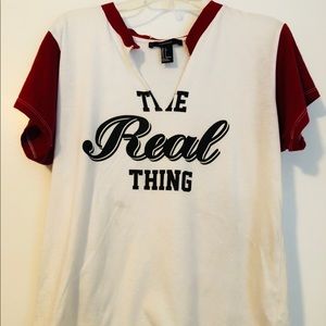 Loose Cleavage Slit Raglan Shirt